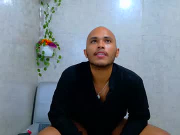 faraon69_1 naked man live cam