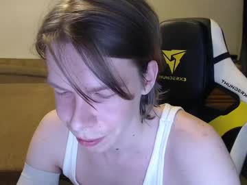 fluffy_boney naked man live cam