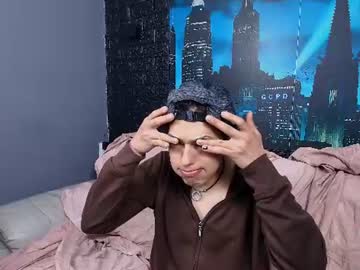 fox_white_ naked men live cam show