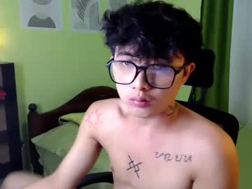 fvk_u naked man live cam