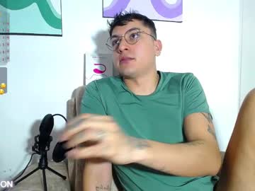 gabslatin naked men live cam show