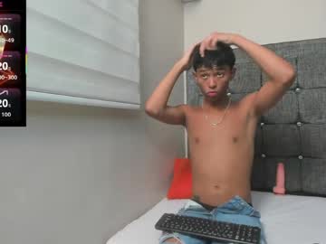 gael_d4v7 naked man live cam