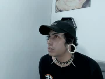 goethvond naked men live cam show
