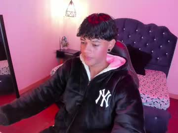 menchats / menchat: hailey_blooom_