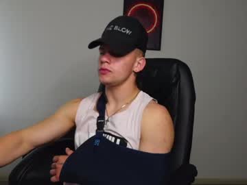 hank_malone naked men live cam show