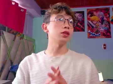 hi_tommy naked men live cam show