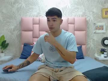 honey_moonn_ - easygaychat