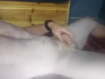 menchats / menchat: hotdogstuffer
