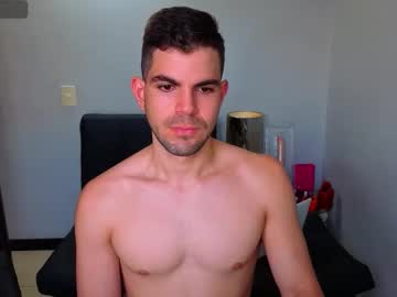 hotstud_999 naked men live cam show