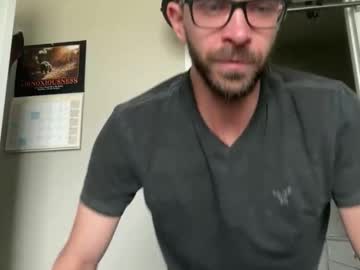 hungrunner24 naked man live cam