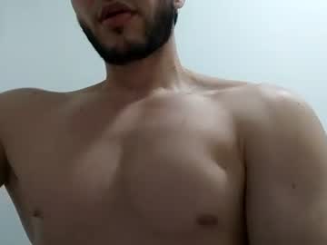 insistente naked man live cam