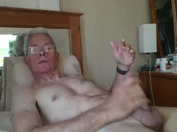 irrintzi60 naked men live cam show