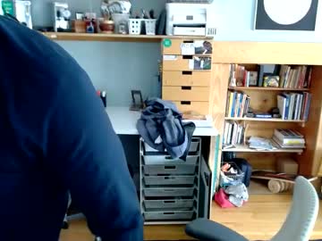 menchats / menchat: jareth_returns