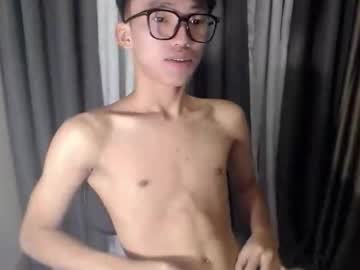 jemart_urnaughtboy naked man live cam