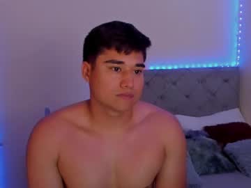 jhon_davies naked man live cam