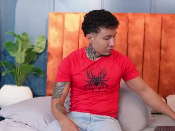 jhonywestt naked men live cam show