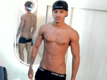 joao_da_silva19 naked men live cam show
