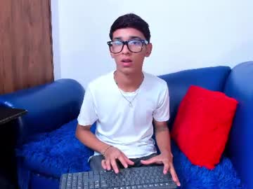 joseph18_ naked men live cam show