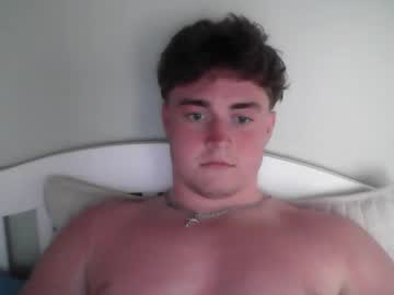 menchats / menchat: josh_vodka24