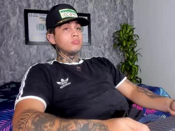 juan_alvarez18 naked men live cam show