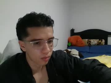 menchats / menchat: juanboytw