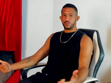 jules_crof300 naked men live cam show