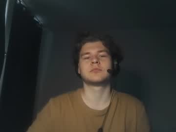 kaelor18 naked men live cam show
