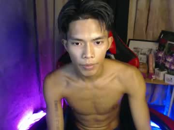 ken_minjun naked man live cam