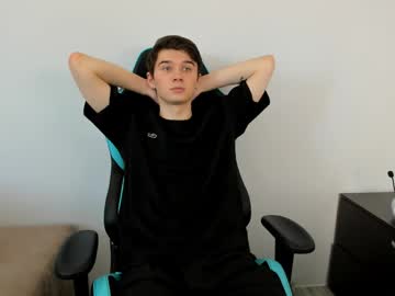 kennedy_max naked men live cam show