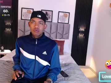 kimmie_bellarie naked men live cam show