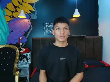 kirossinclair naked men live cam show