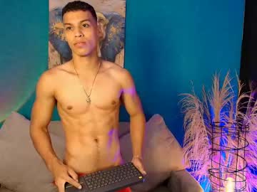 klaton__ naked men live cam show