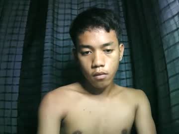 kritthanarkorn naked men live cam show