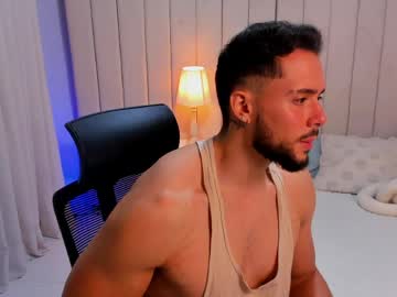 leo_king17 naked men live cam show