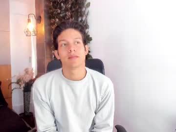 levinfox naked men live cam show