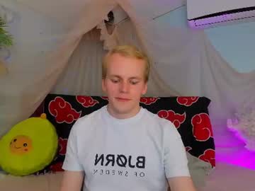 lighttoheaven naked men live cam show
