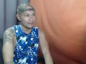 ljun69 naked men live cam show