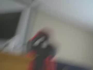 menchats / menchat: lucas_hornyy