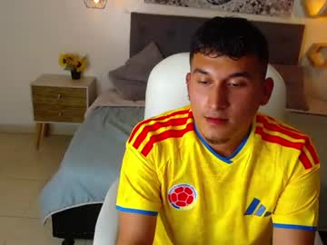 lucas_morenty naked men live cam show