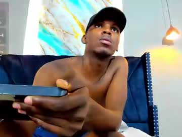 lucas_paredes naked men live cam show