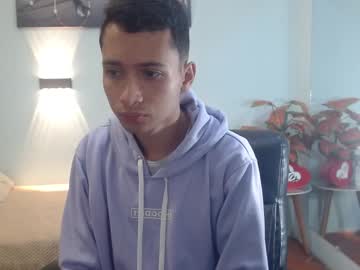 lucasssmith11 - Live Performer