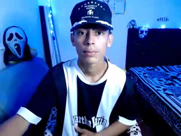 maicol_gomez naked men live cam show