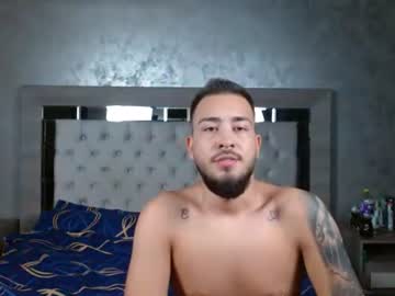 marcodeluxee naked man live cam
