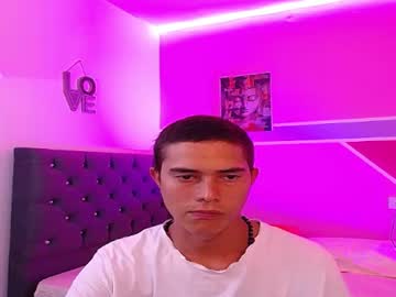 mateo_cum naked men live cam show
