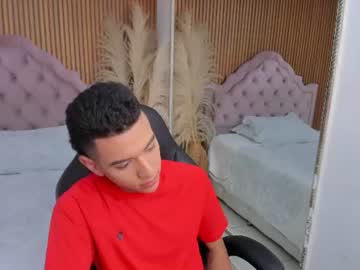 mathewadamss naked men live cam show