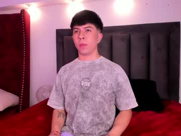 mathyw_mont naked men live cam show