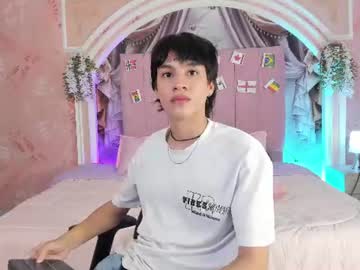 max_hunter1 naked men live cam show