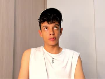 maxfrost1 naked men live cam show