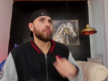 maximo_wolf1 naked man live cam