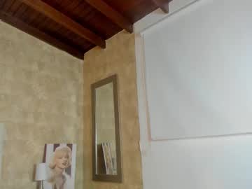milo_thompson naked men live cam show